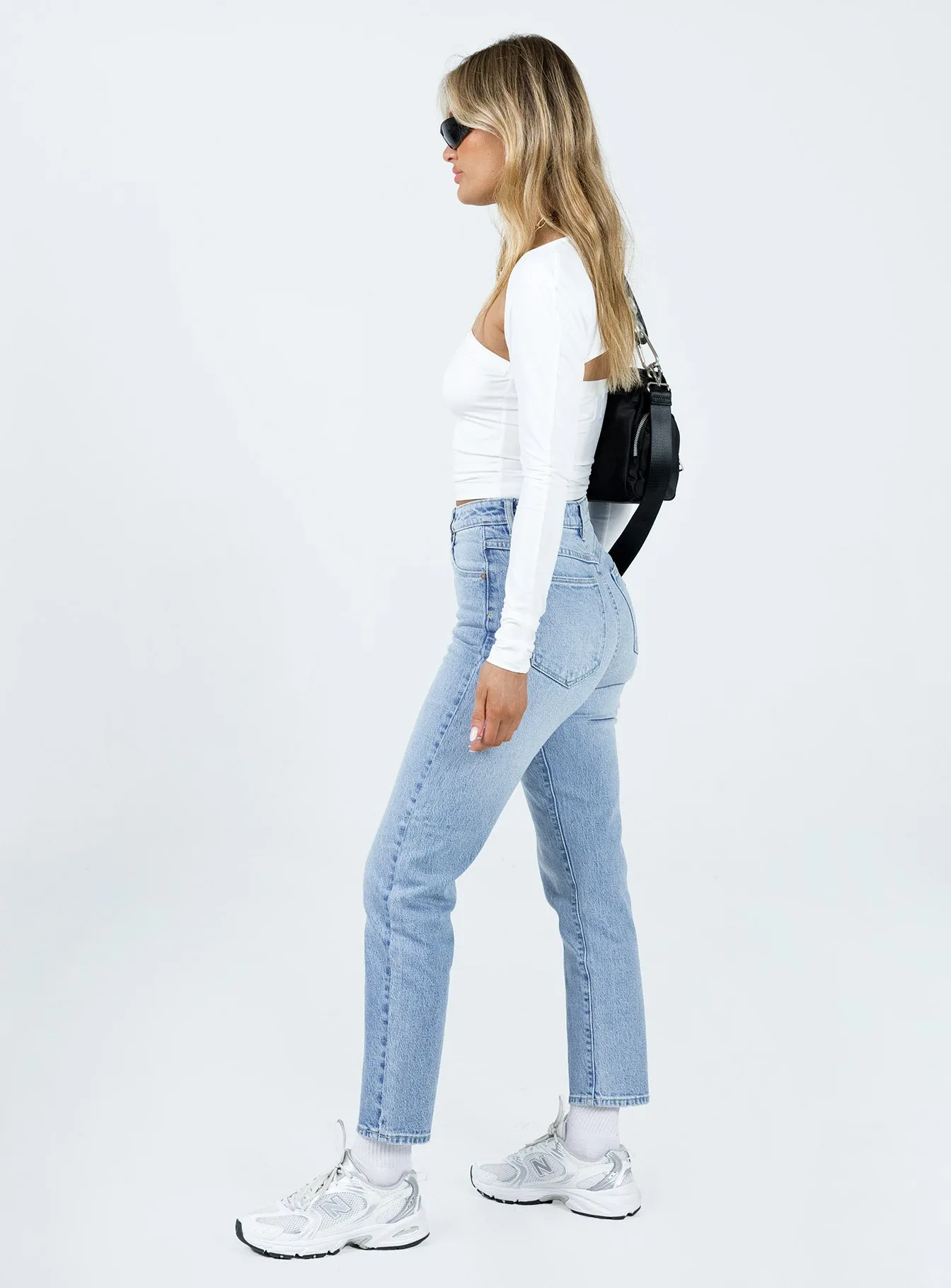 Abrand 94 High Slim Madelyn  Light Wash Denim