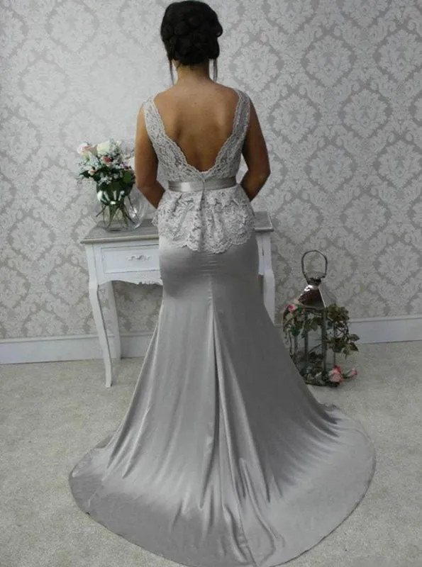 Elegant Scalloped-Edge Sweep Train Sheath Silver Bridesmaid Dress Lace Top