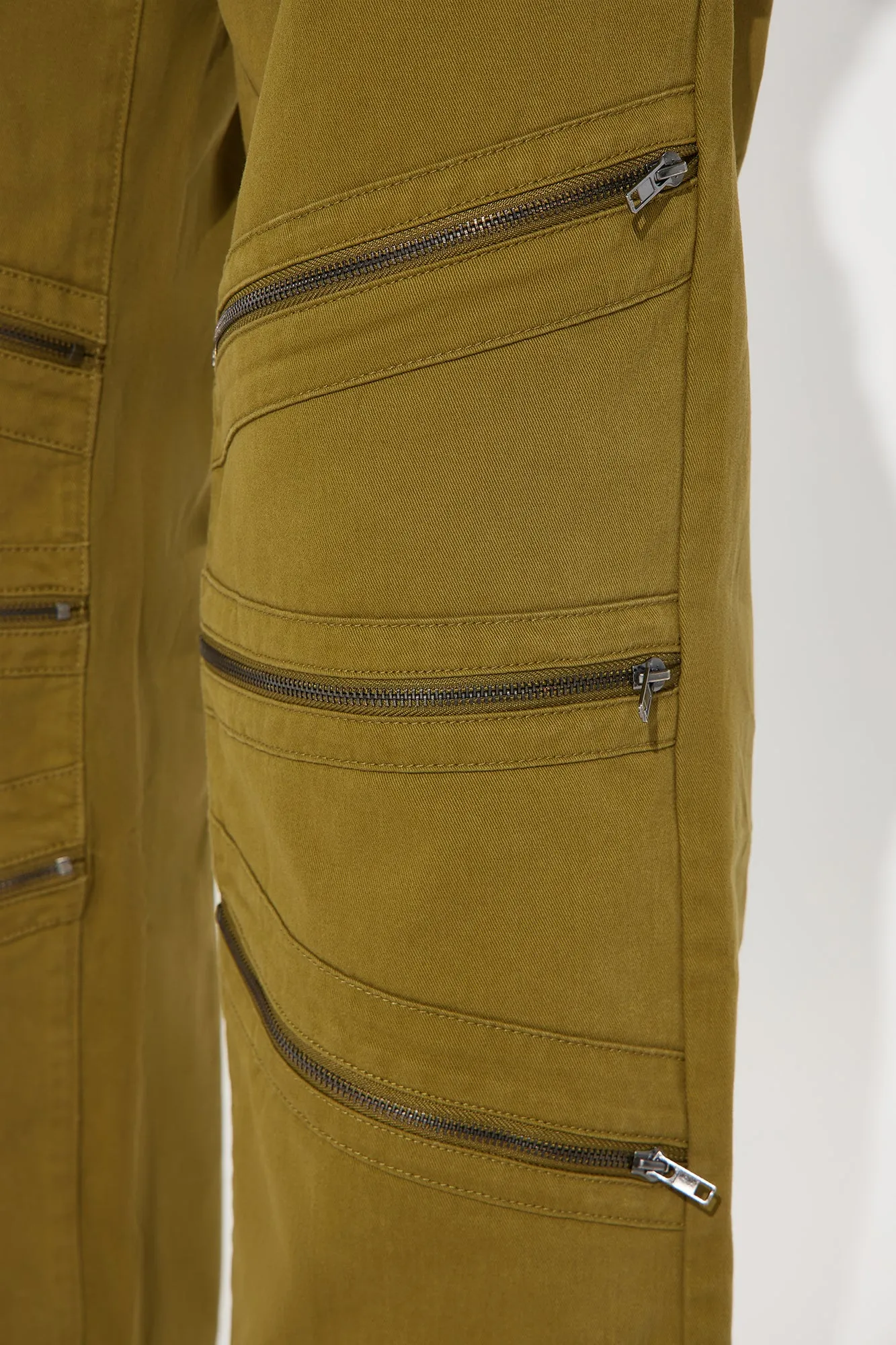 Got Me Zippered Wide Leg Pant - Olive