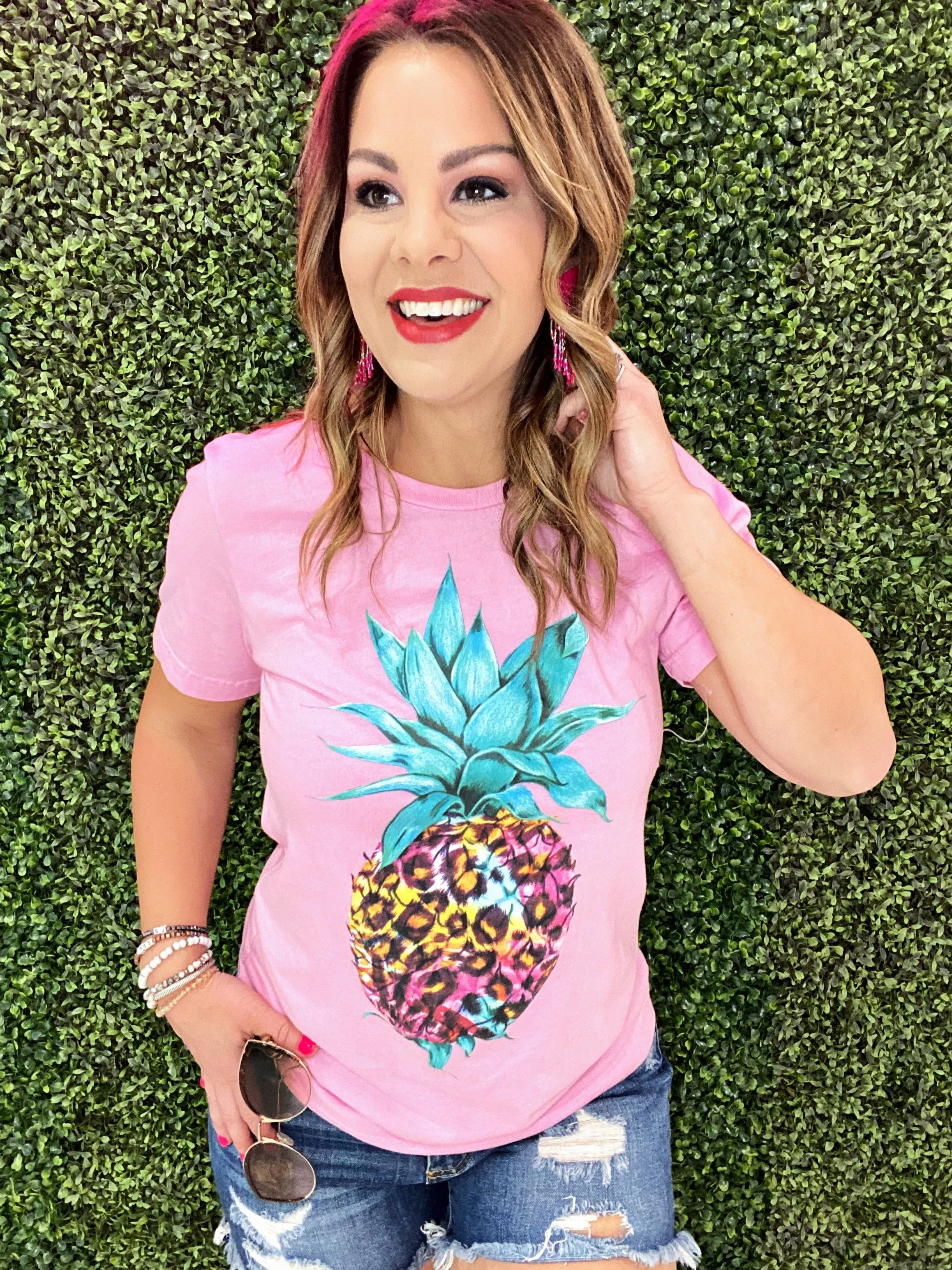 {PRETTY SWEET PINEAPPLE} Fun Leopard Pineapple Bubblegum Pink Crew Neck Tee