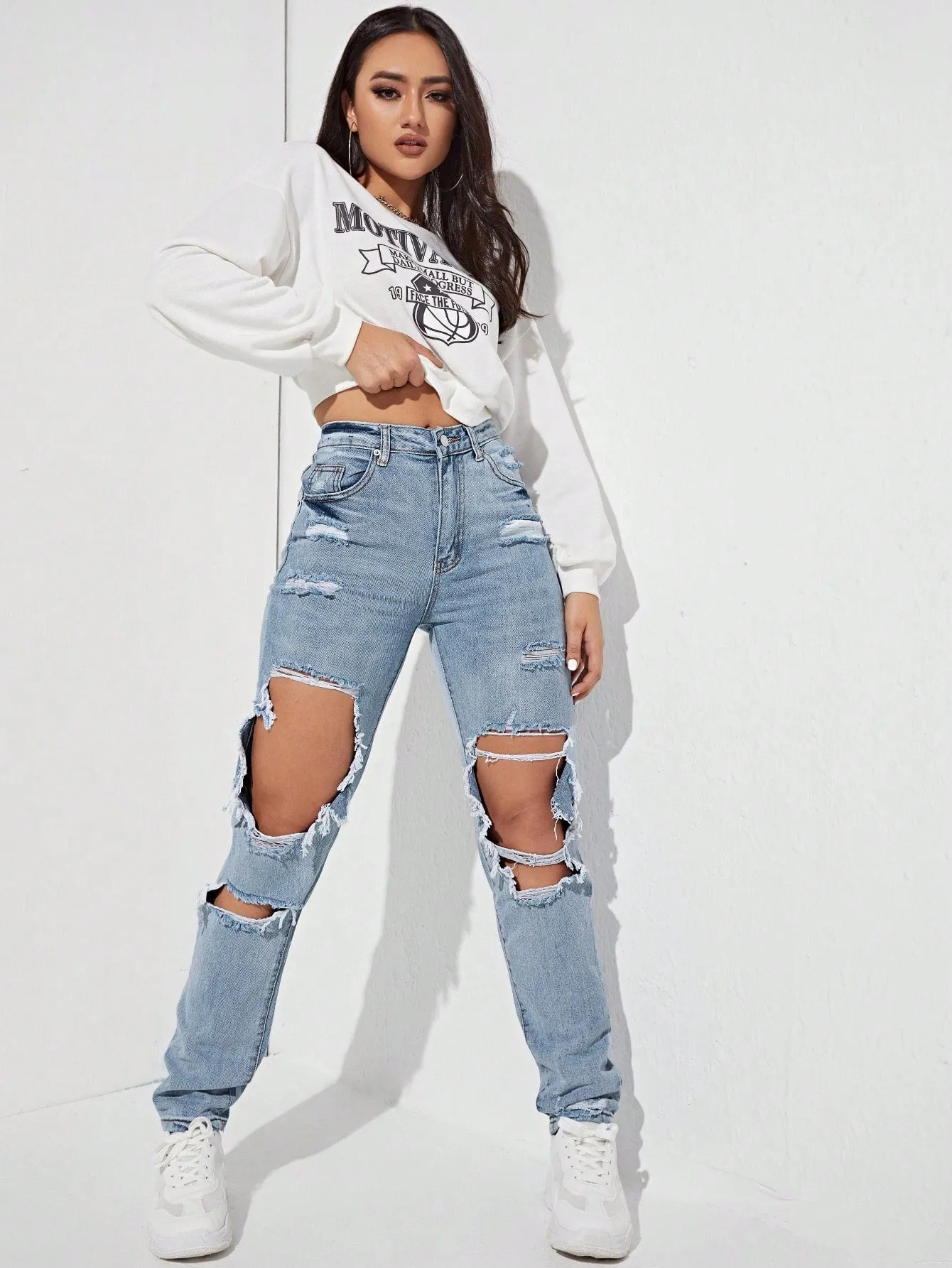 Ripped Detail Straight Leg Jeans