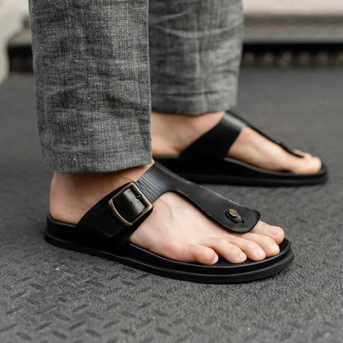 The Crusoe Sandal - Nero