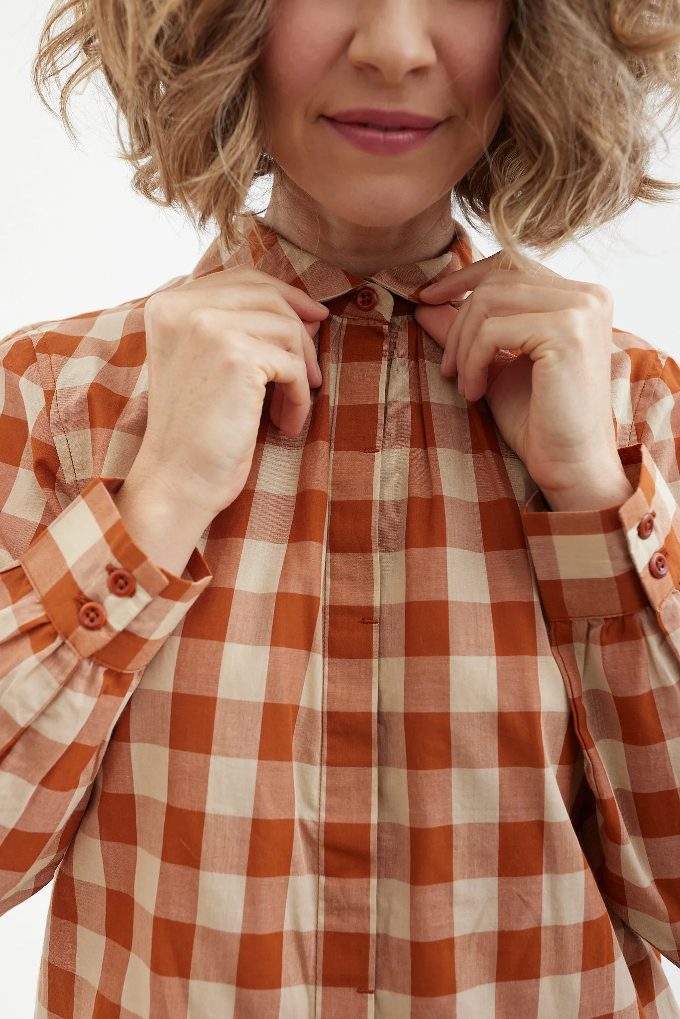 Sure, heres an optimized title for the product with descriptive modifiers:

Womens Anja Check Cotton Shirt by Toast - Casual Plaid Button-Down Blouse

This title includes relevant keywords and descriptive modifiers that can help improve search visibility.